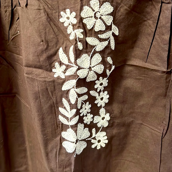 Roxy Linen Embroidered Shirt - Picture 2 of 5